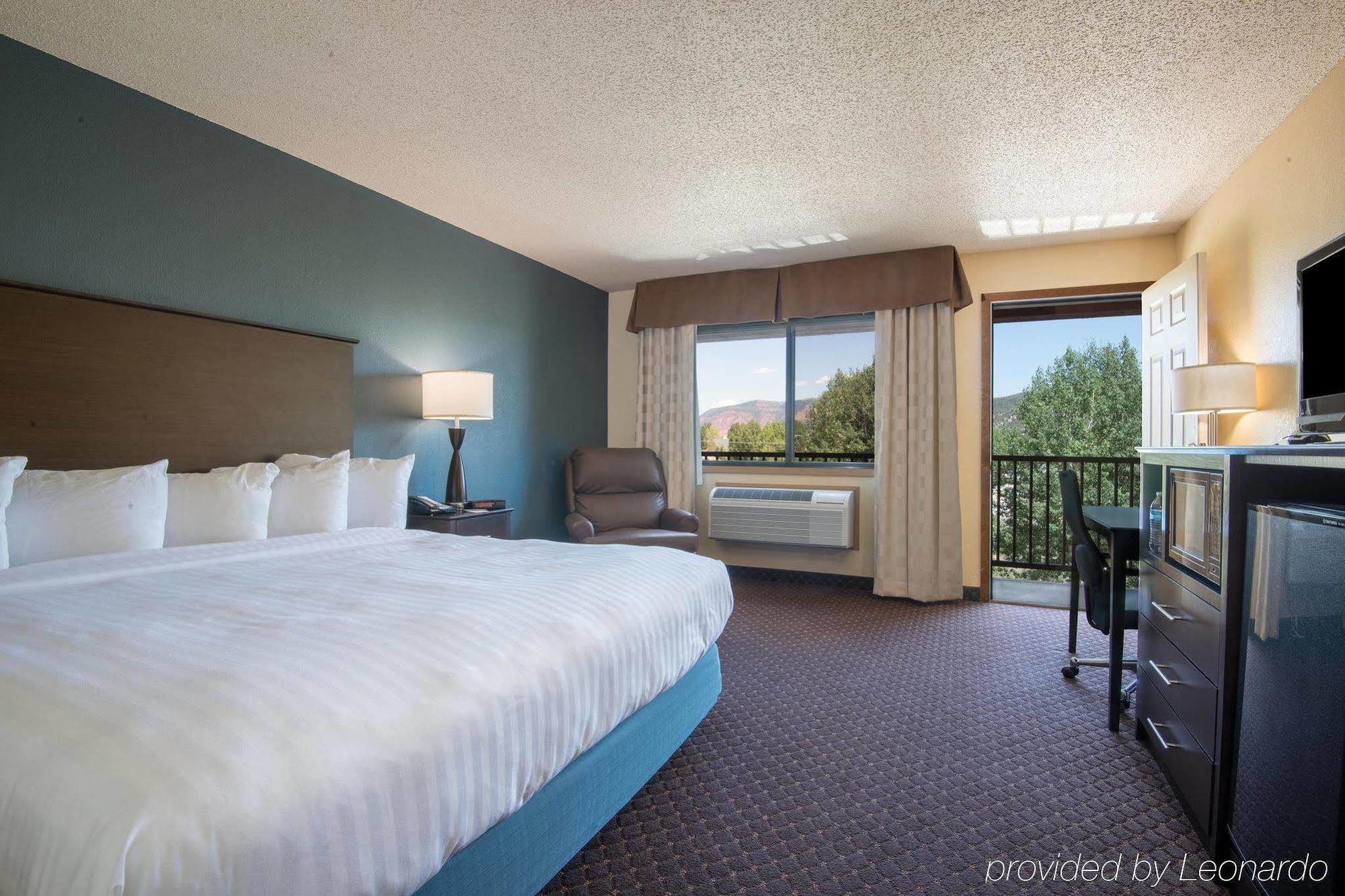 Americinn By Wyndham Eagle Ngoại thất bức ảnh