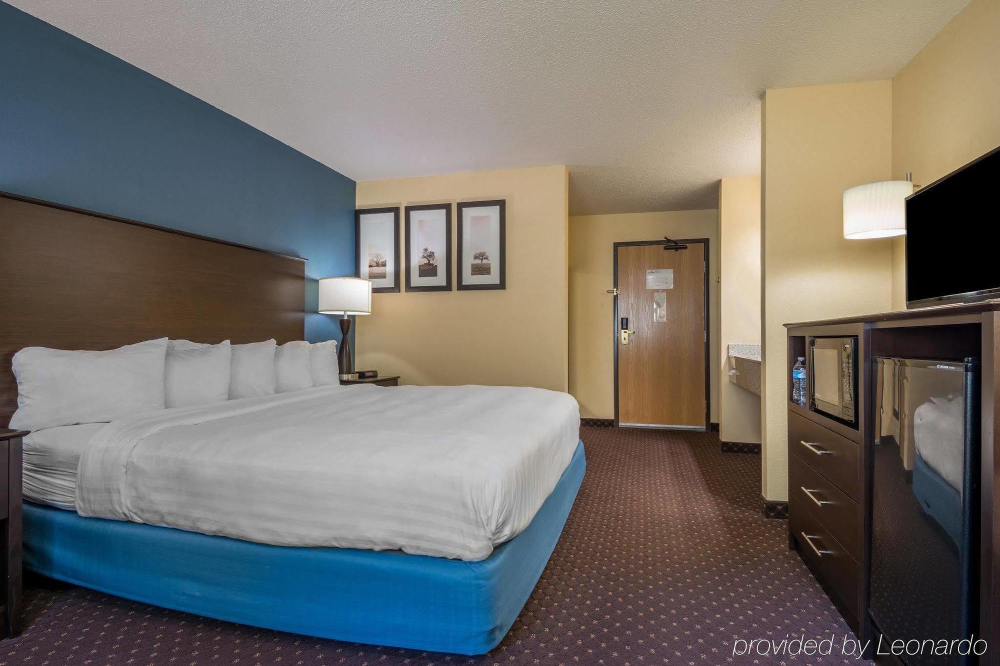 Americinn By Wyndham Eagle Ngoại thất bức ảnh